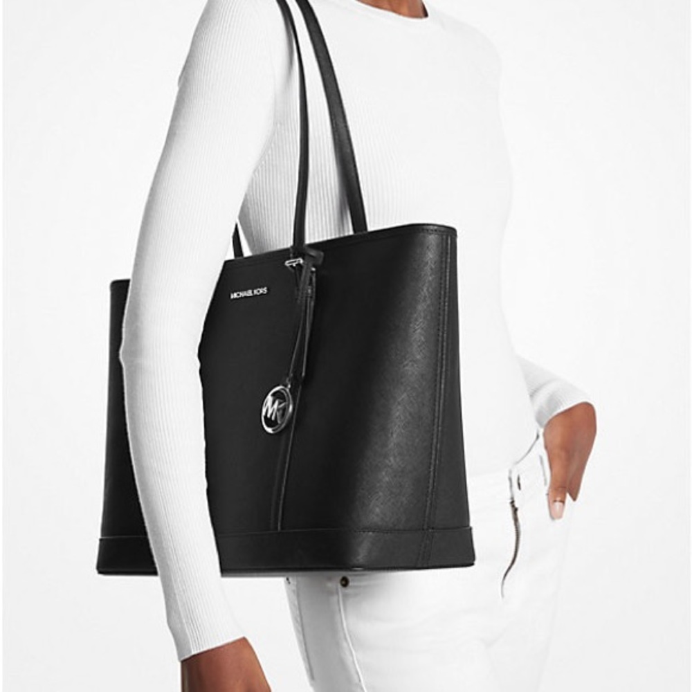 Michael Kors Black Jetset Travel Leather Tote Sleek Design